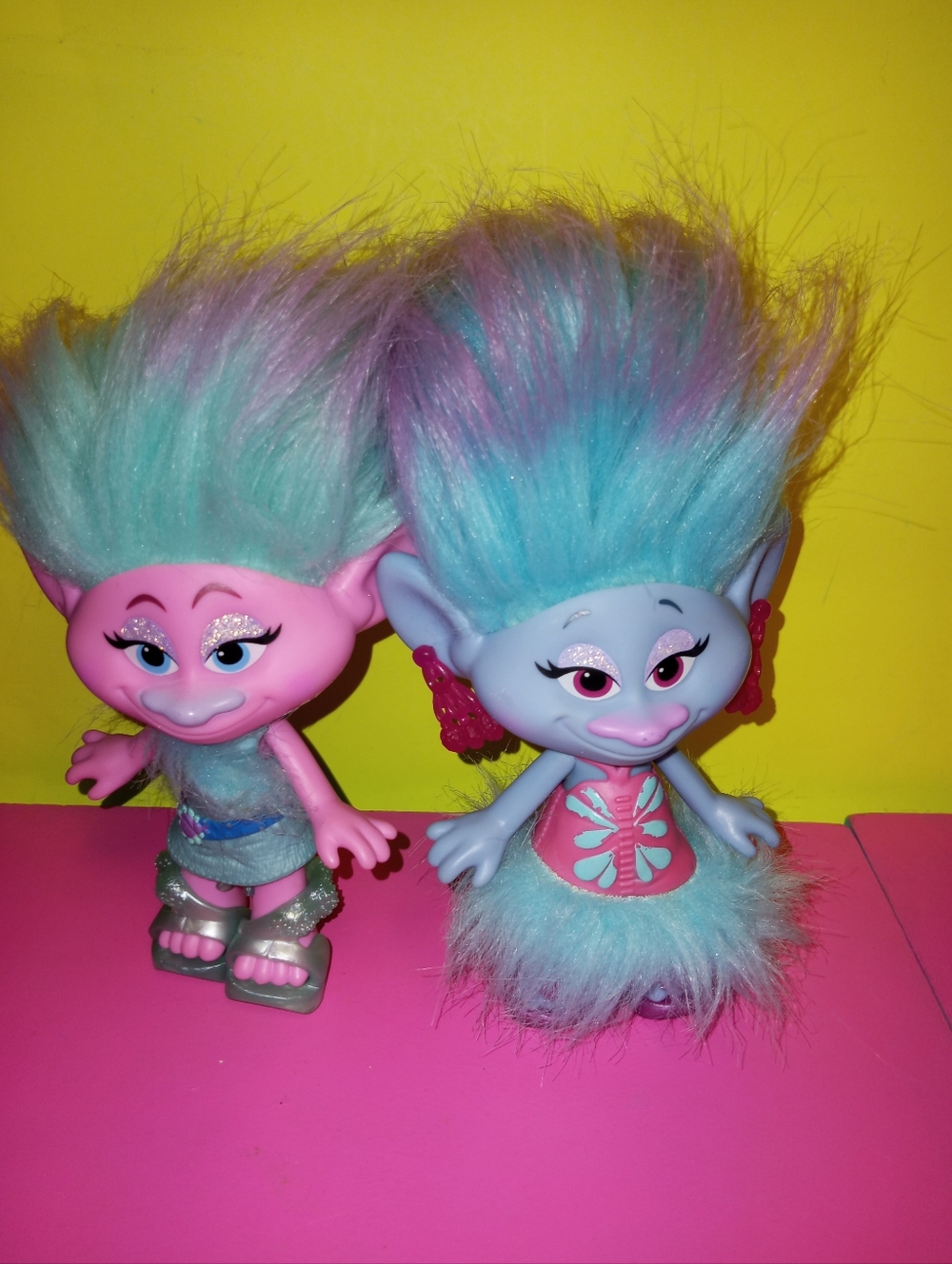 Trolls Doll Satin & Chenille Twins bundle